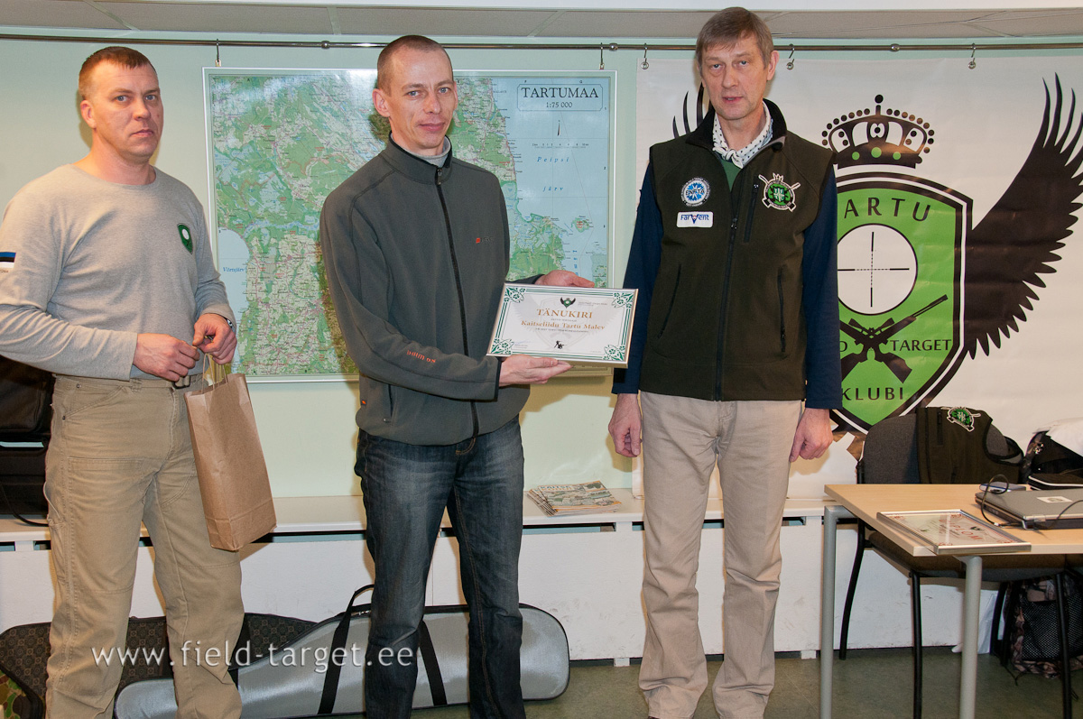 0104   ...meie voorustajat Tartu Malevat ja Olevit, kes lasketiirul silma peal hoidis